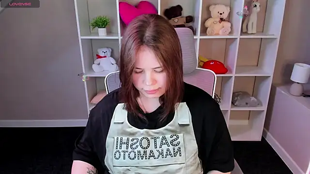 EricaElliott online show from April 25, 2026, 9:34 am