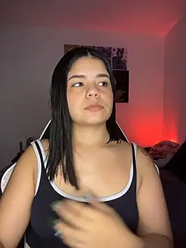 Snapshot of pretty_angela1 chatting on February 22, 2026, 3:18 am pretty angela1 online show from February 22, 2026, 3:18 am