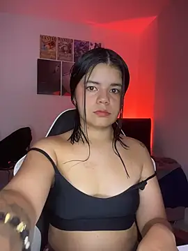 Snapshot of pretty_angela1 chatting on March 3, 2026, 7:47 am pretty angela1 online show from March 3, 2026, 7:47 am