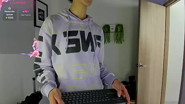 alahia sweet online show from March 22, 2025, 7:42 pm