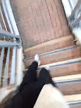 Snapshot of Lee0613 chatting on February 21, 2026, 8:15 am Lee0613 online show from February 21, 2026, 8:15 am