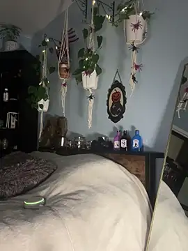 AlessasRoom online show from October 26, 2025, 6:03 pm