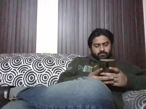 indihotguy online show from February 5, 2025, 12:49 pm