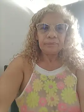 Snapshot of indiraa-channell chatting on December 27, 2024, 2:33 pm indiraa-channell online show from December 27, 2024, 2:33 pm