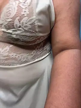 tanvihot2 online show from February 20, 2025, 2:13 pm