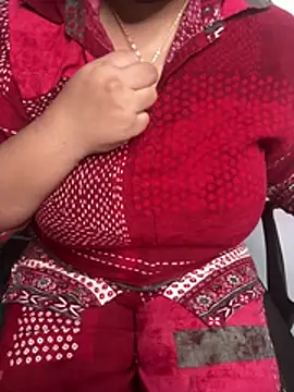 tanvihot2 online show from June 23, 2026, 4:38 pm