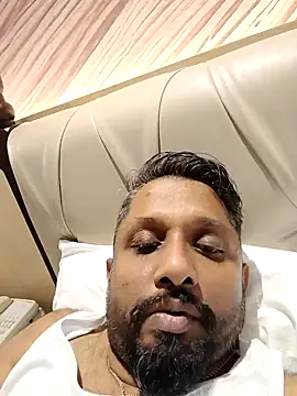 Snapshot of carria_homes chatting on February 7, 2025, 11:56 am carria homes online show from February 7, 2025, 11:56 am