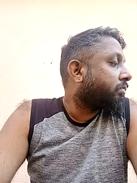 Snapshot of carria_homes chatting on February 16, 2025, 4:42 am carria homes online show from February 16, 2025, 4:42 am