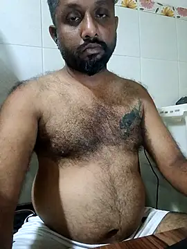 Snapshot of carria_homes chatting on December 5, 2025, 6:48 pm carria homes online show from December 5, 2025, 6:48 pm