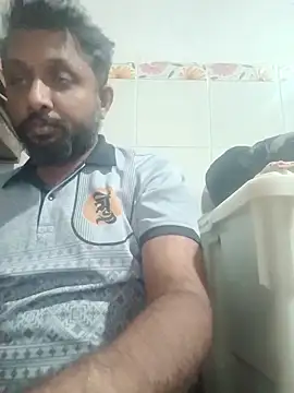 Snapshot of carria_homes chatting on January 6, 2026, 6:33 pm carria homes online show from January 6, 2026, 6:33 pm