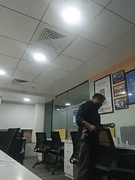 Snapshot of carria_homes chatting on February 20, 2026, 2:17 pm carria homes online show from February 20, 2026, 2:17 pm