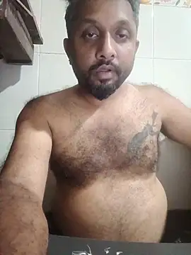 Snapshot of carria_homes chatting on February 26, 2026, 8:30 pm carria homes online show from February 26, 2026, 8:30 pm