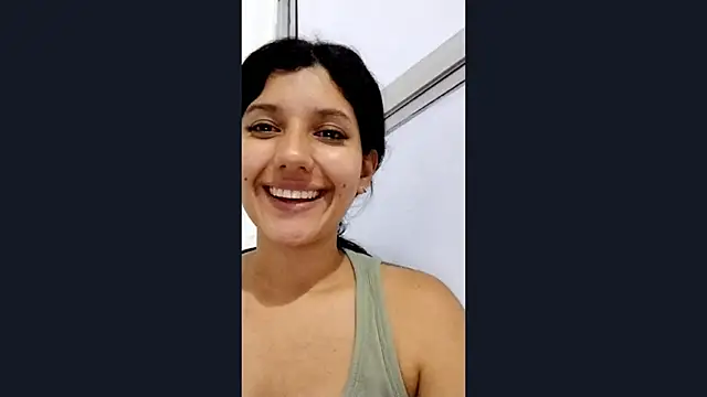 Snapshot of emmariders2 chatting on February 10, 2025, 4:19 am emmariders2 online show from February 10, 2025, 4:19 am