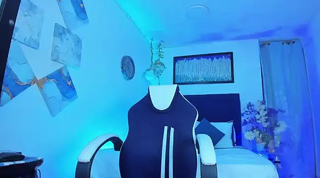 Snapshot of Andrewstelle_coleman chatting on March 7, 2025, 1:09 am Andrewstelle coleman online show from March 7, 2025, 1:09 am