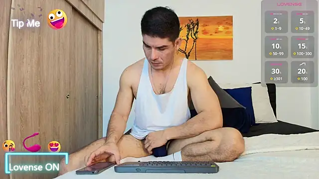 Snapshot of Andrewstelle_coleman chatting on October 20, 2025, 1:11 pm Andrewstelle coleman online show from October 20, 2025, 1:11 pm