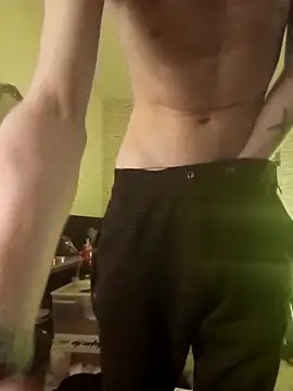 HalloMarcy online show from March 16, 2025, 9:58 pm