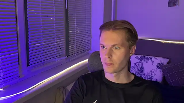 Leonnextdoor online show from January 16, 2026, 6:01 pm