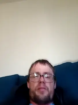 Snapshot of Tykessler34 chatting on October 19, 2025, 7:36 pm Tykessler34 online show from October 19, 2025, 7:36 pm