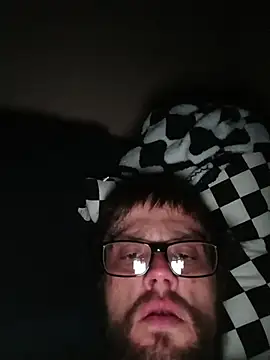 Snapshot of Tykessler34 chatting on December 3, 2025, 4:09 am Tykessler34 online show from December 3, 2025, 4:09 am