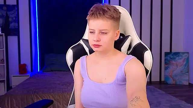 MissKrisWine online show from January 11, 2025, 10:08 am