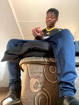 Redfucks333 online show from September 21, 2025, 2:19 pm