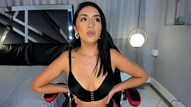 Snapshot of MAGIC_AURORAA chatting on January 10, 2025, 12:04 pm MAGIC AURORAA online show from January 10, 2025, 12:04 pm