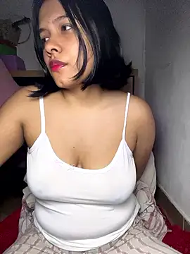 Ninabrunette18 online show from January 19, 2026, 9:24 am