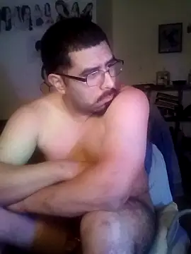 k1oudE online show from December 15, 2025, 11:58 am