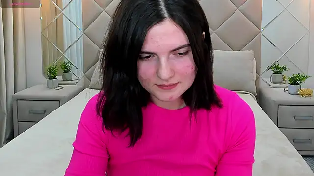 CharlotteMitchell online show from February 8, 2025, 11:01 am