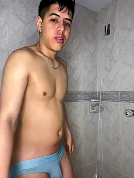 Angel Khouri online show from September 28, 2025, 11:21 pm