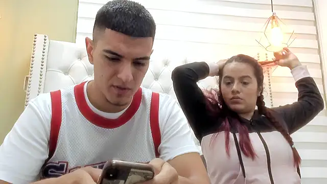 DAVID VICTORIAA online show from October 6, 2025, 12:57 pm