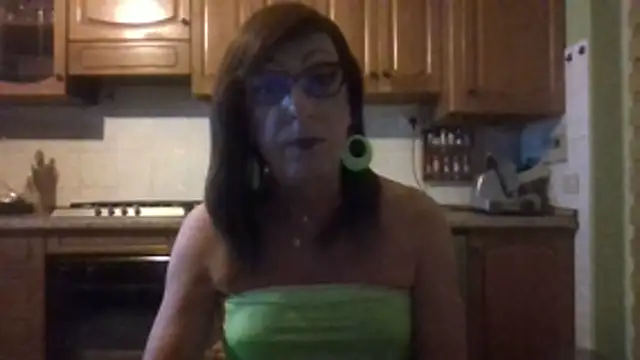 Tiabet online show from July 28, 2026, 8:52 pm