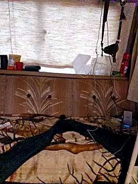 StruggleSnuggles online show from November 5, 2025, 11:49 pm