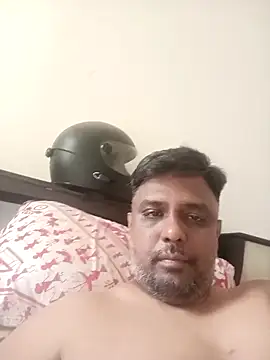 jemes21in online show from November 11, 2025, 9:42 am