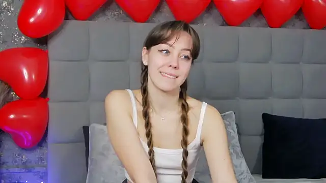 Snapshot of TheEmma chatting on February 15, 2025, 7:06 pm TheEmma online show from February 15, 2025, 7:06 pm