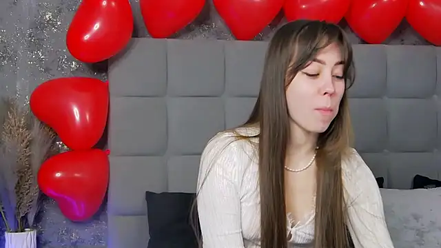 Snapshot of TheEmma chatting on February 20, 2025, 11:31 am TheEmma online show from February 20, 2025, 11:31 am