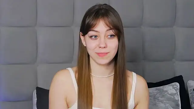 Snapshot of TheEmma chatting on March 20, 2025, 6:20 pm TheEmma online show from March 20, 2025, 6:20 pm