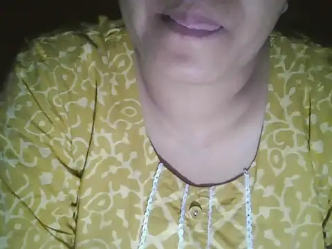 Hot-shanvi online show from April 25, 2026, 3:53 pm