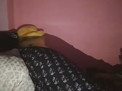 Hot-shanvi online show from May 19, 2026, 1:56 am