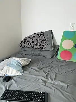 Snapshot of Young_latin_master777 chatting on January 5, 2025, 5:20 pm Young latin master777 online show from January 5, 2025, 5:20 pm