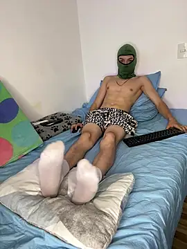 Snapshot of Young_latin_master777 chatting on February 9, 2025, 12:52 pm Young latin master777 online show from February 9, 2025, 12:52 pm