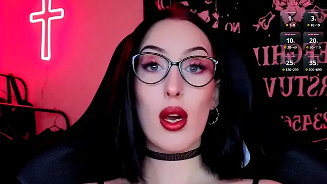 Snapshot of Miss_Alice__ chatting on May 8, 2026, 1:22 am Miss Alice online show from May 8, 2026, 1:22 am