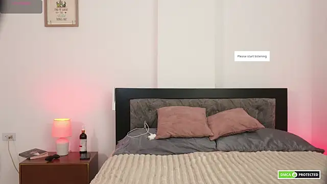 cute erelis  online show from April 12, 2026, 3:00 am