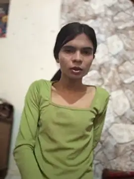 Snapshot of Enna_Zarza_ chatting on June 11, 2026, 6:55 am Enna Zarza online show from June 11, 2026, 6:55 am