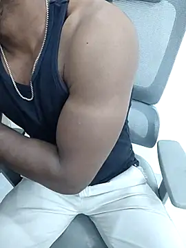 hot boy dic online show from December 14, 2025, 1:27 pm