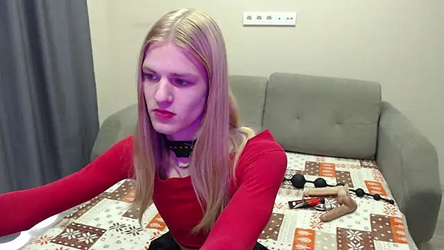 blaire  18 online show from February 23, 2025, 5:45 am