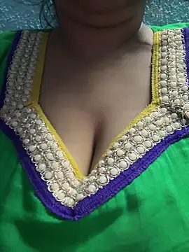 Lovely-Shivani online show from February 16, 2026, 5:42 pm