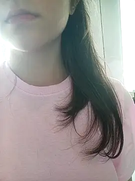 Snapshot of Analitayoung chatting on March 3, 2026, 12:11 pm Analitayoung online show from March 3, 2026, 12:11 pm