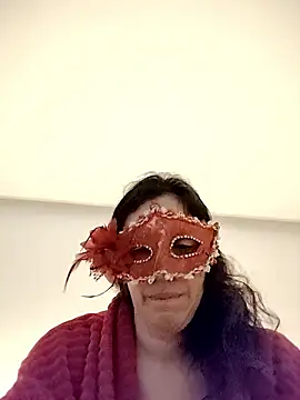 couple-tuga online show from January 18, 2026, 11:08 pm