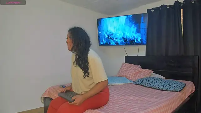 madisonbrunette online show from November 15, 2025, 8:05 pm